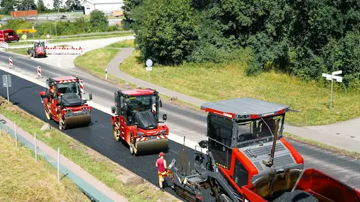 Wie heiß ist Asphalt bei der Verarbeitung? Typische Temperaturen bei Herstellung, Transport und Einbau von Asphalt